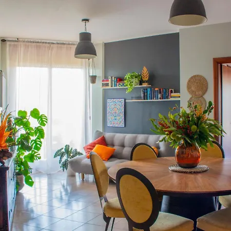 Casa Katiu' Due Indipendenti In Di 83 Mq Bed & Breakfast LʼAquila