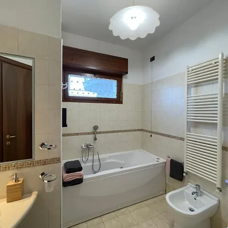 Casa Katiu' Due Indipendenti In Di 83 Mq 3*