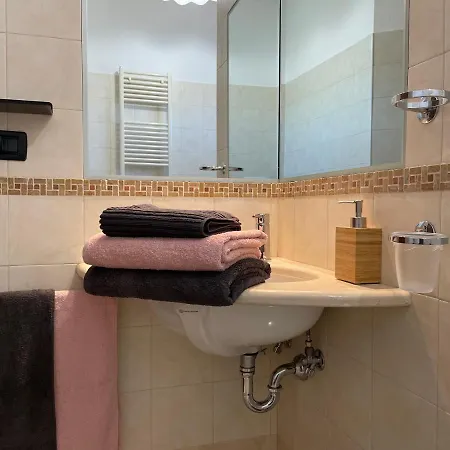 Bed & Breakfast Casa Katiu' Due Indipendenti In Di 83 Mq 3*